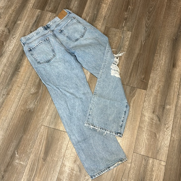 Aeropostale Low Rise Skater Jeans - Picture 4 of 5